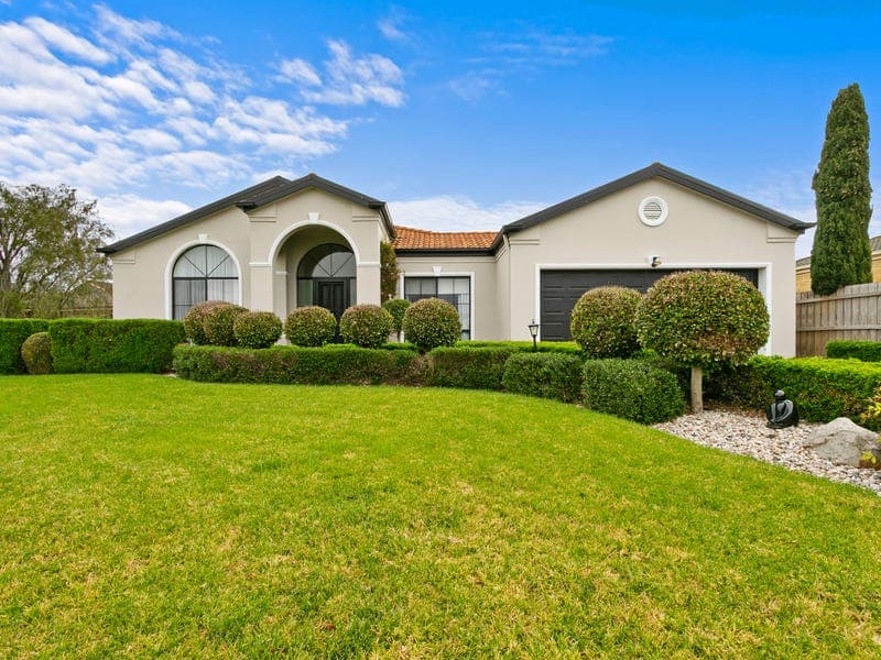 4 Saxby Court