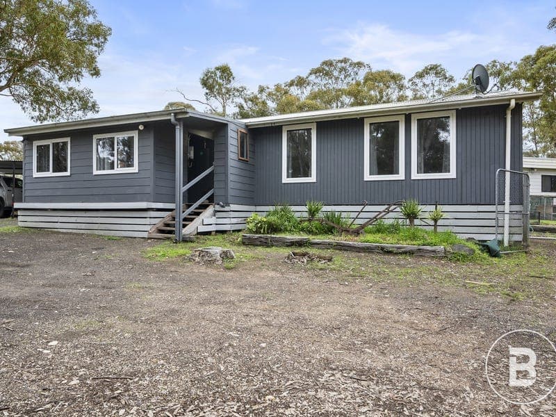 4186 Pyrenees Highway, Flagstaff