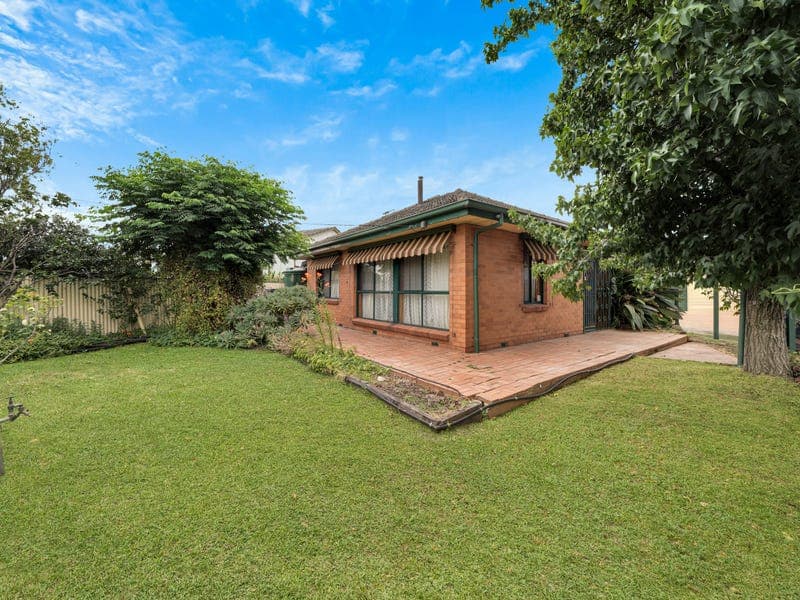 502 Barry Road, Coolaroo