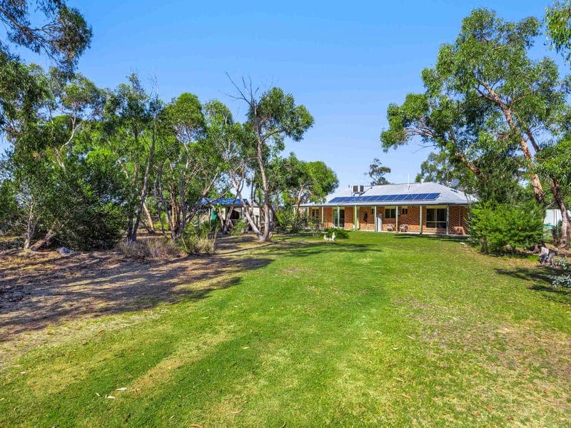 7 Crutes South Road, Dadswells Bridge