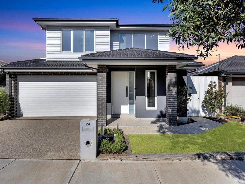 24 Timbarra Chase, Cobblebank