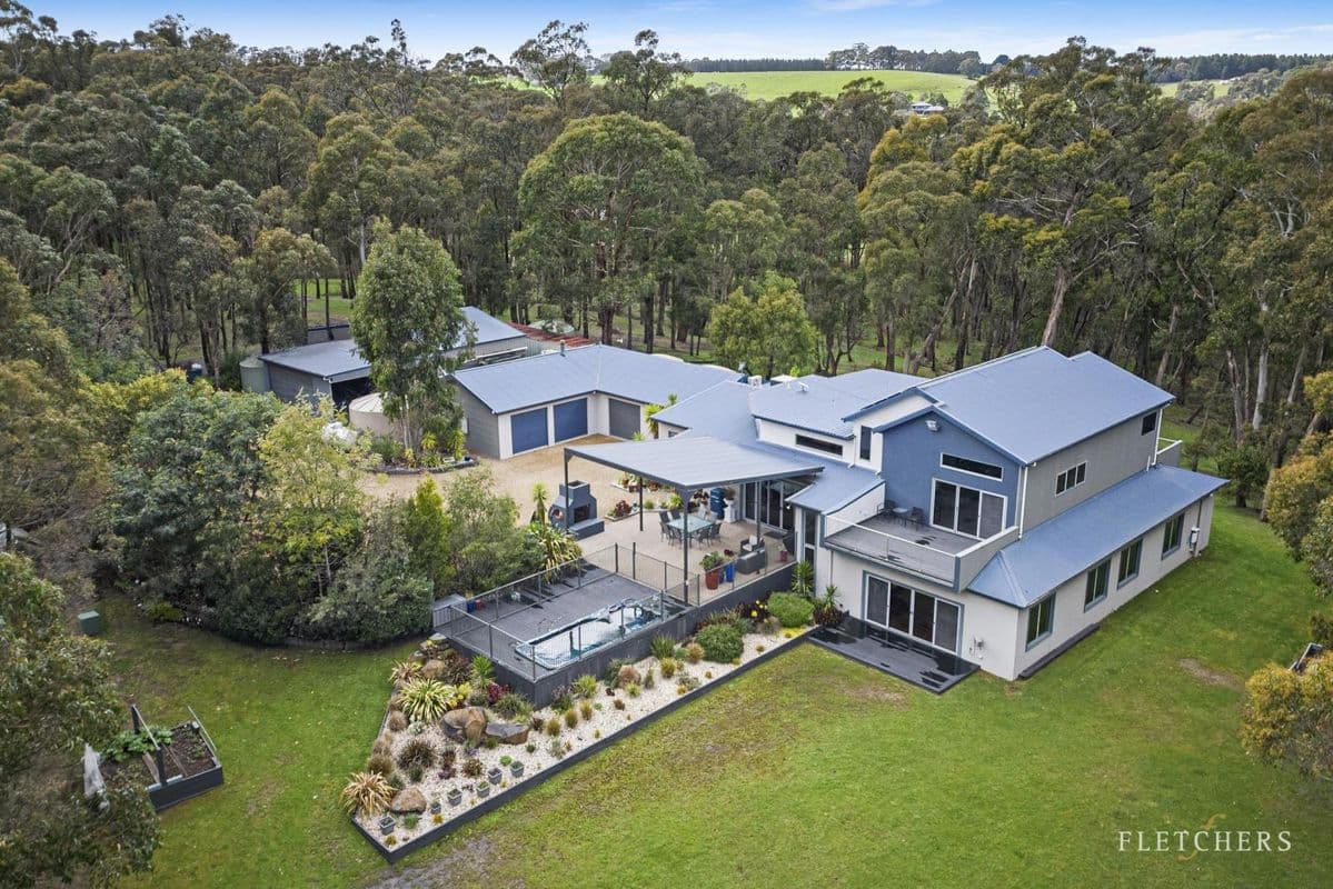 2 Isla Court