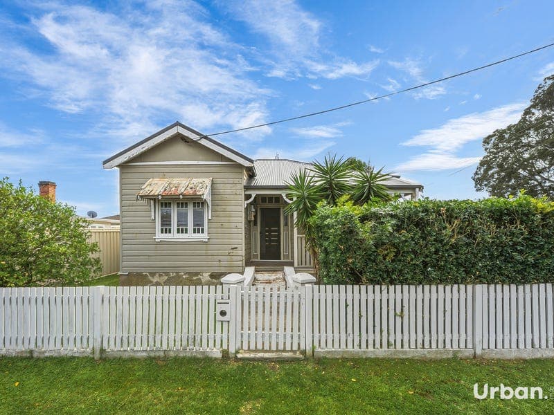 122 Aberdare Road, Aberdare