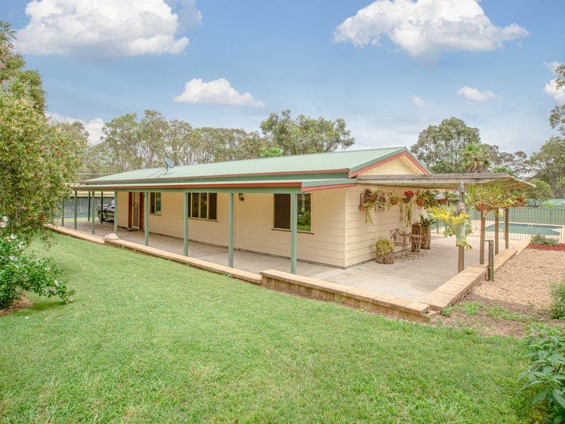 3037 New England Highway