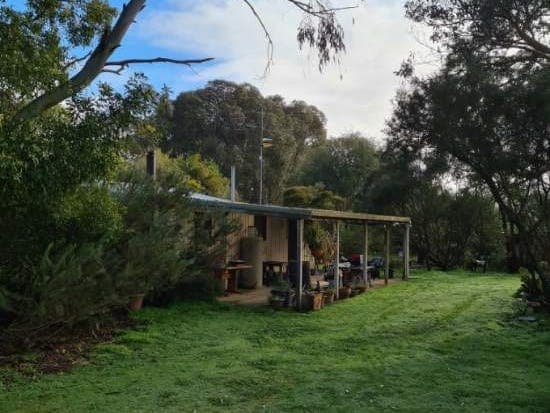 7904 Princes Highway