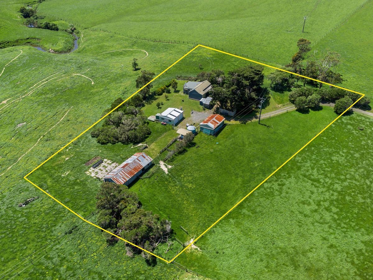 125 Hickey Road