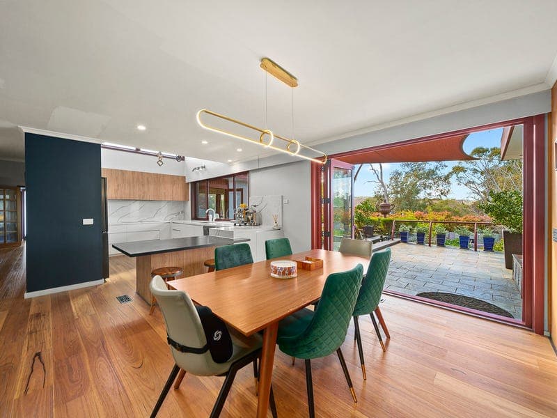 1 Sheaffe Street