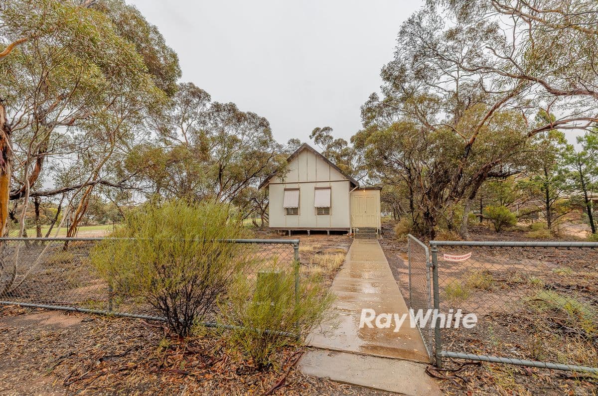 4 Murphys Road