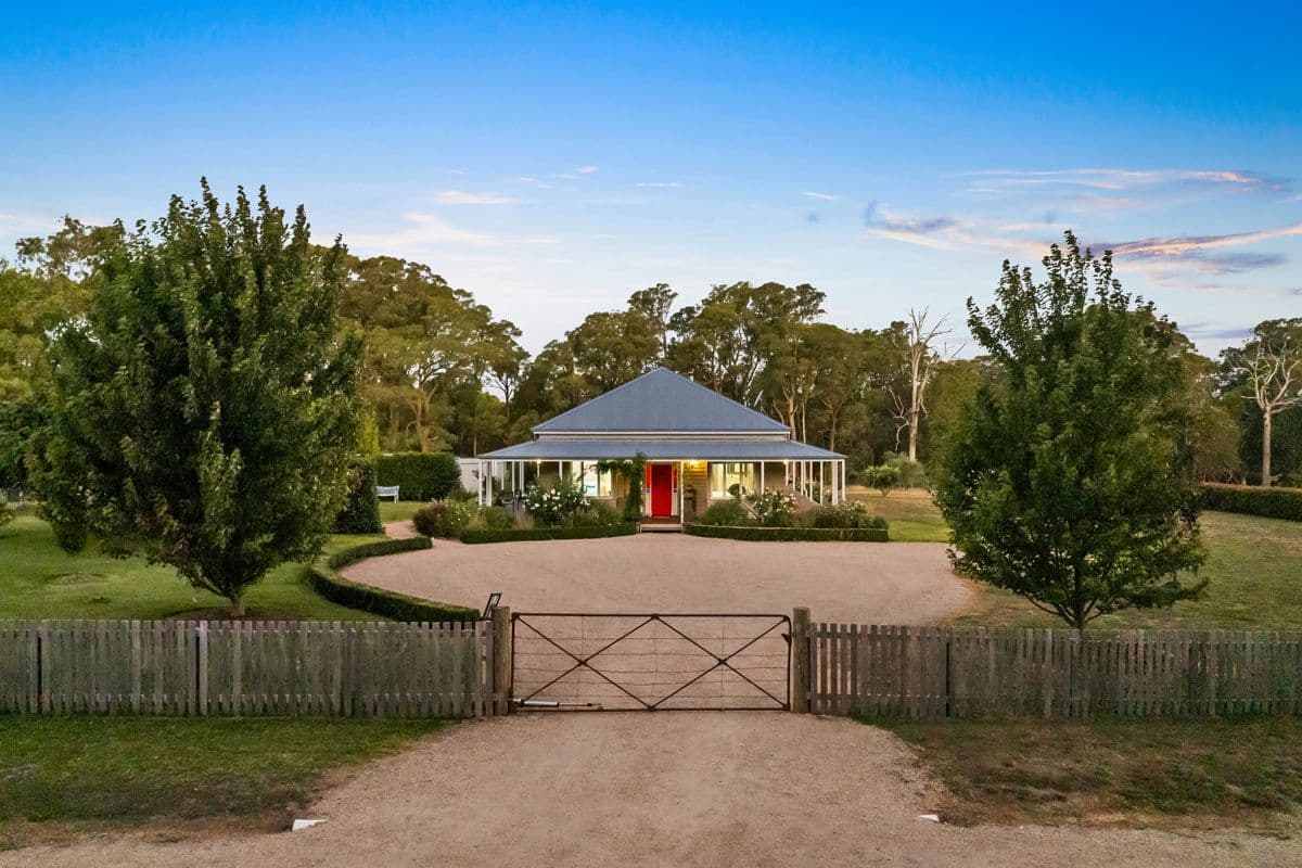 142 MT WOMBAT ROAD