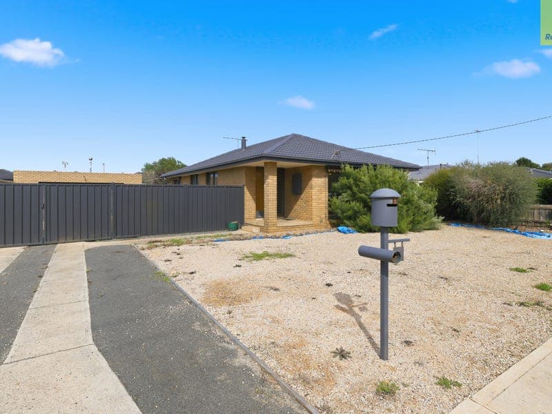 13 Jonathan Drive, Darley