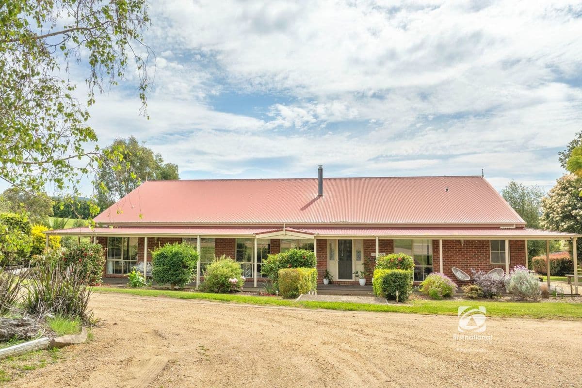 695 Bullumwaal Road