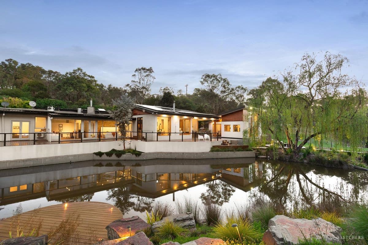 245 Kangaroo Ground Wattle Glen Road