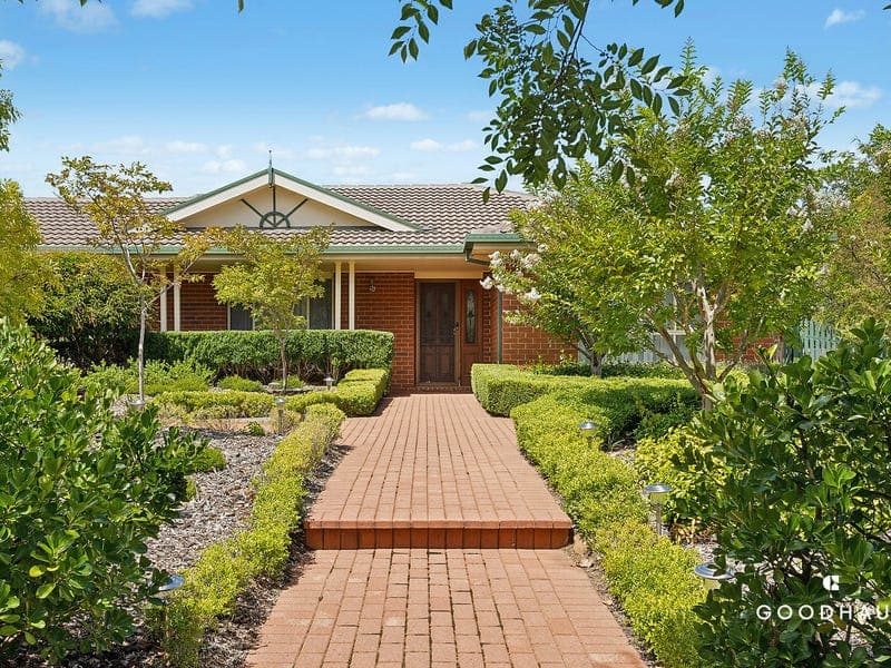 55 Lexcen Avenue, Nicholls