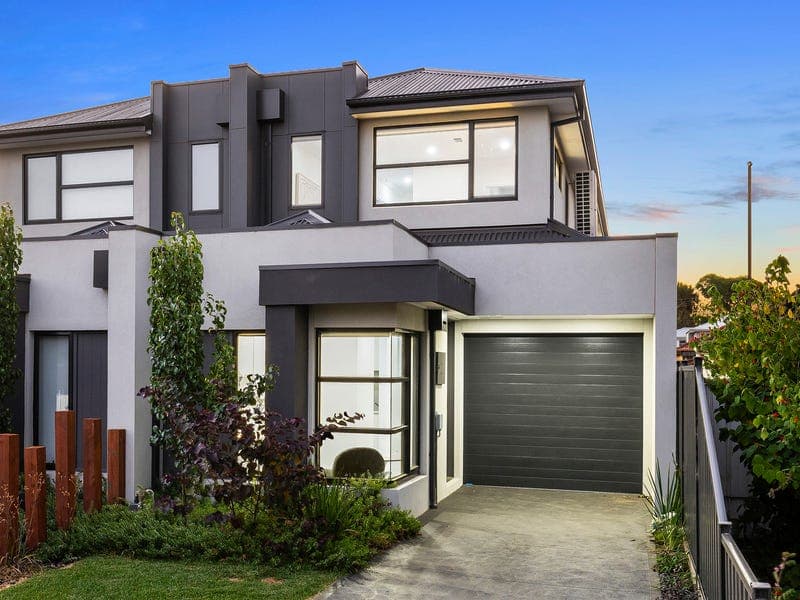 12 Abbott Street, Spotswood