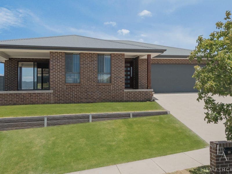 18 Currawong Drive