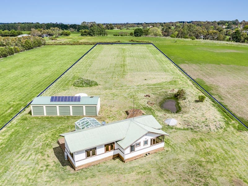 1129 Slate Quarry Road, Meredith