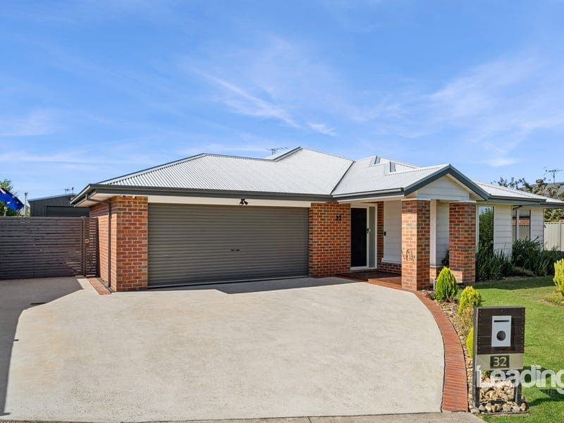 32 Triandra Avenue, Romsey