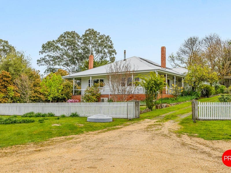10 Ontario Lodge Lane, Sutton Grange