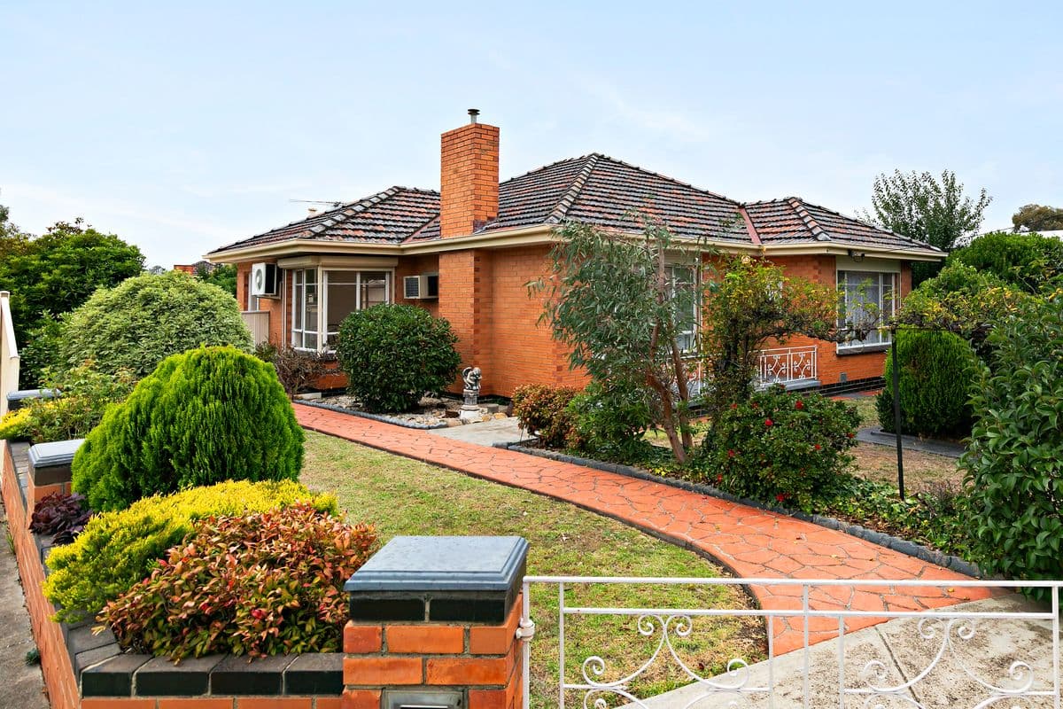4 Birchwood Street