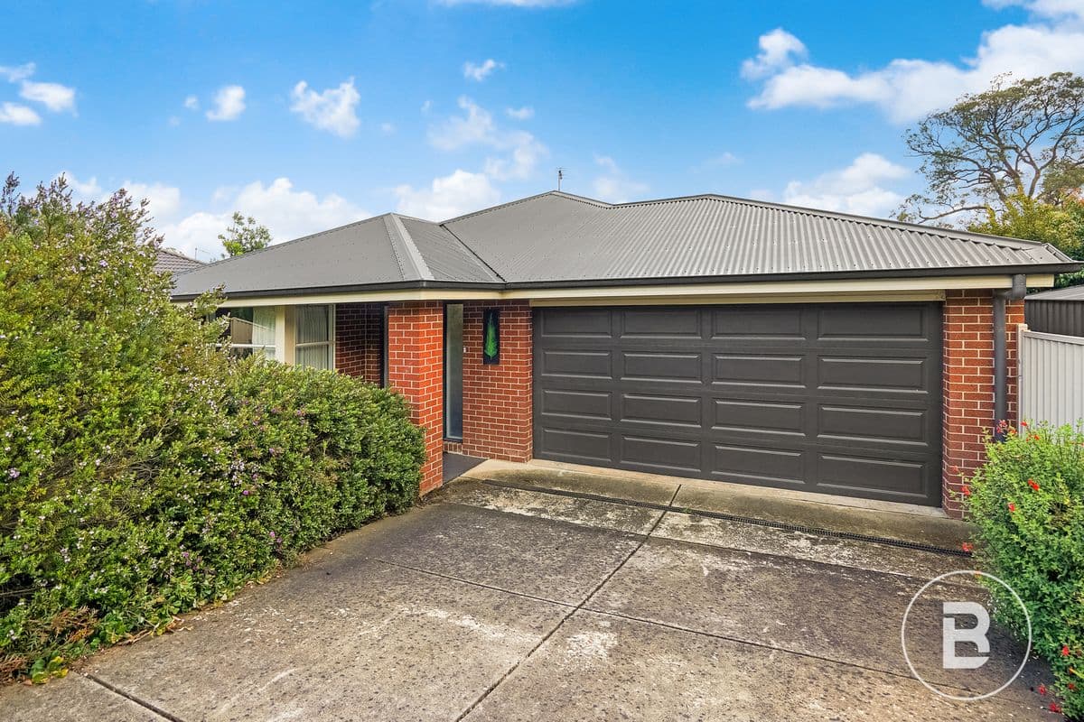 38 BOAK AVENUE