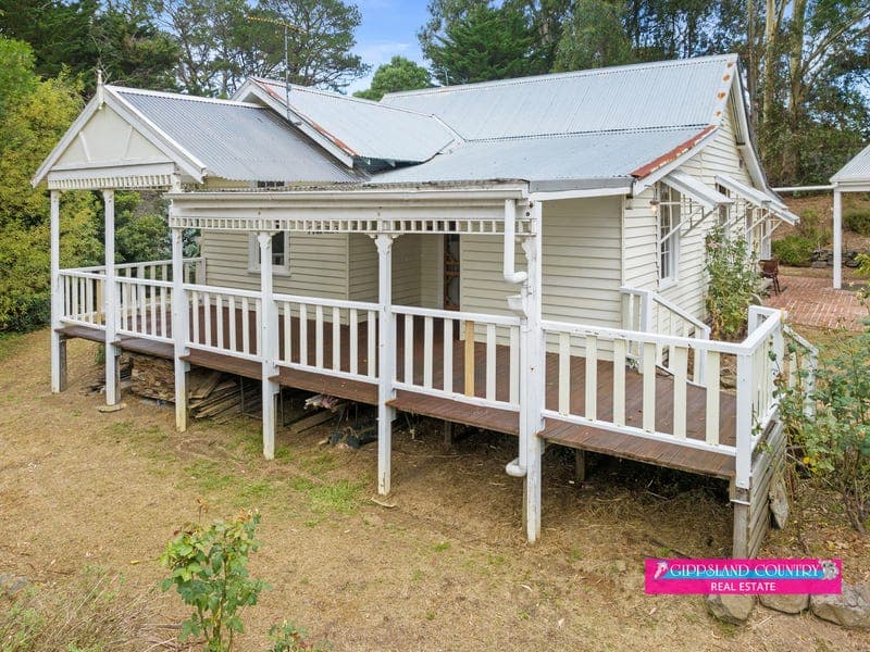 12 BAINES ROAD