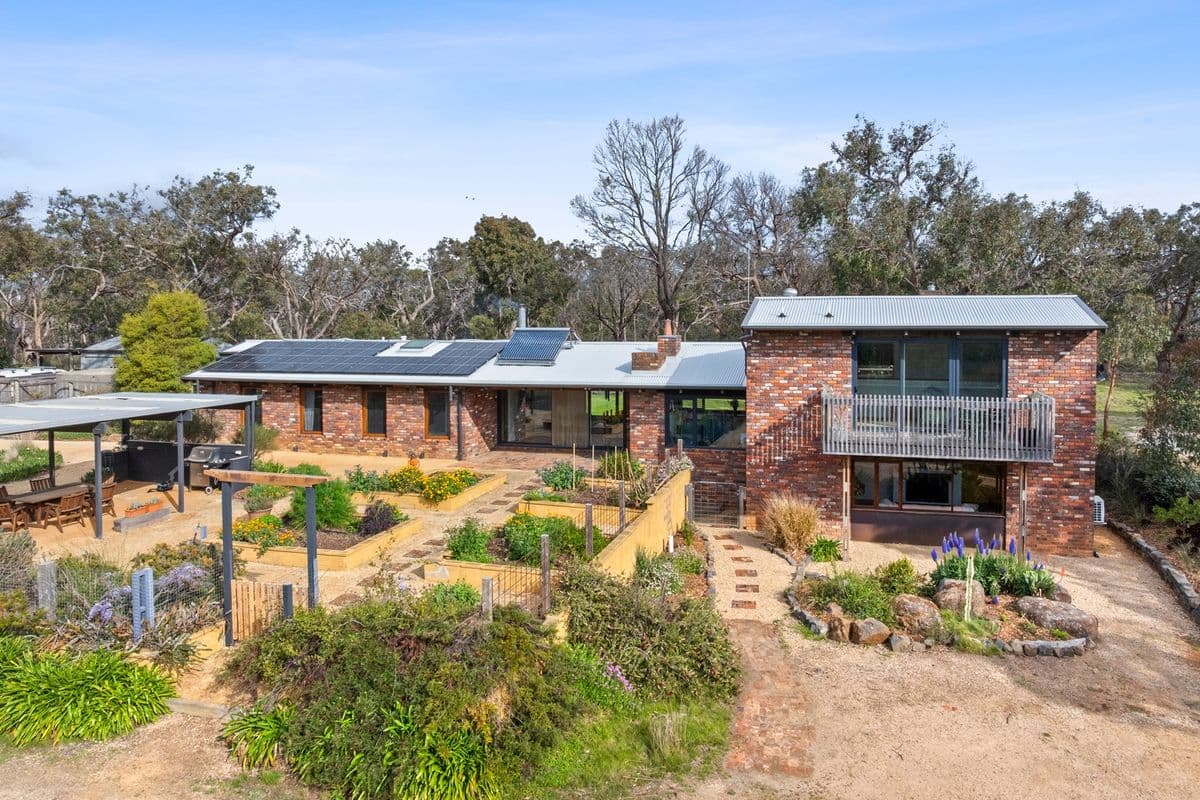 205 MINTER DRIVE