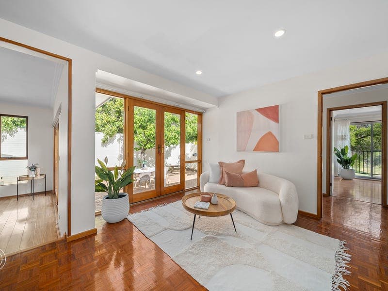 21 Jalanga Crescent