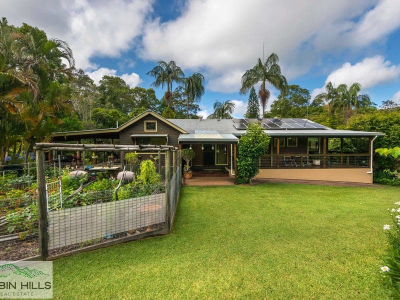 54 Twin Pines Road