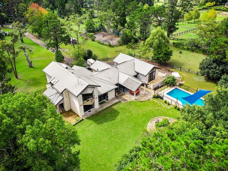 82 Bay Road