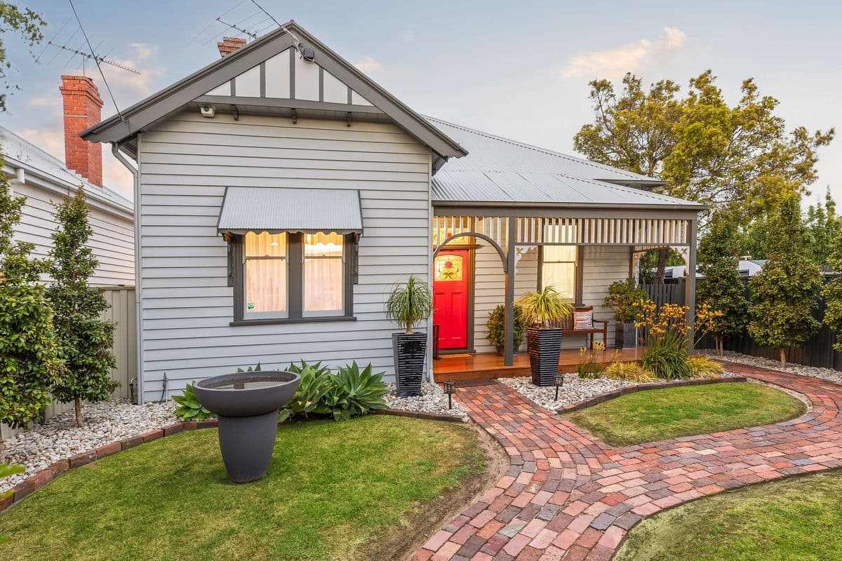 91 Fyans Street