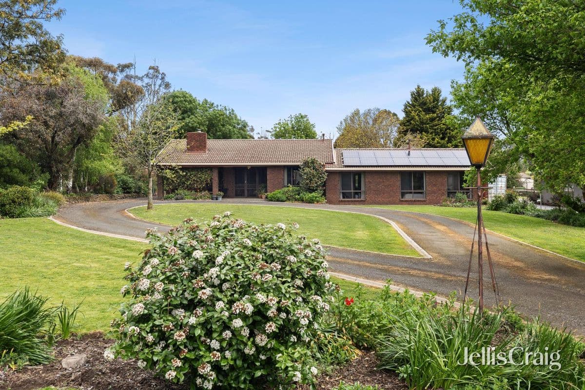 115 Cummins Road