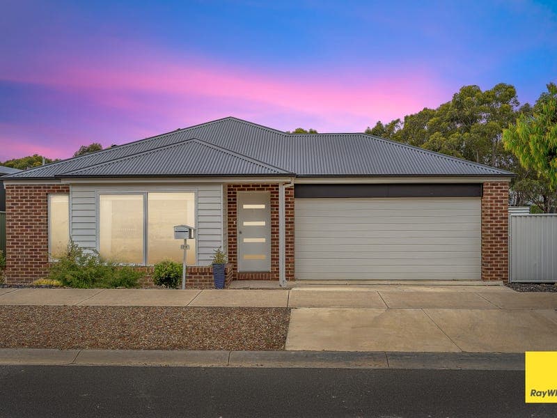 79 Lanark Drive, Junortoun