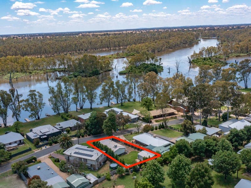 7 Phalaris Lane