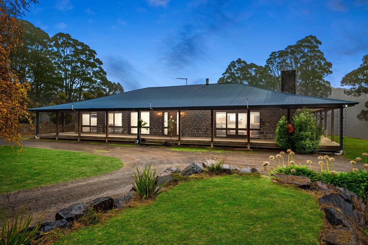 4 Sims Road