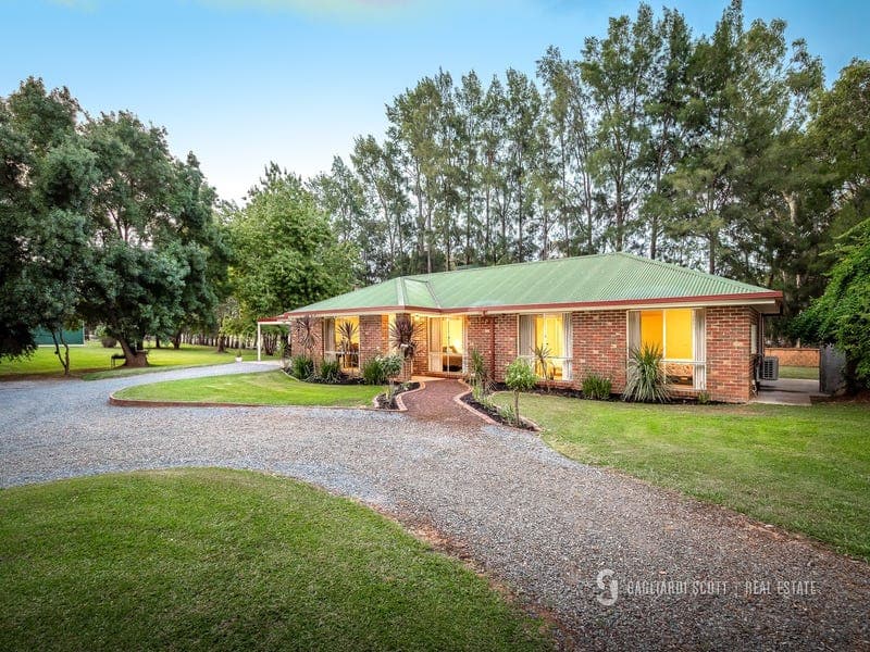 4 Jacaranda Nook