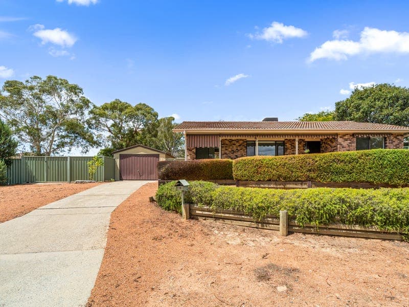 6 Arden Place