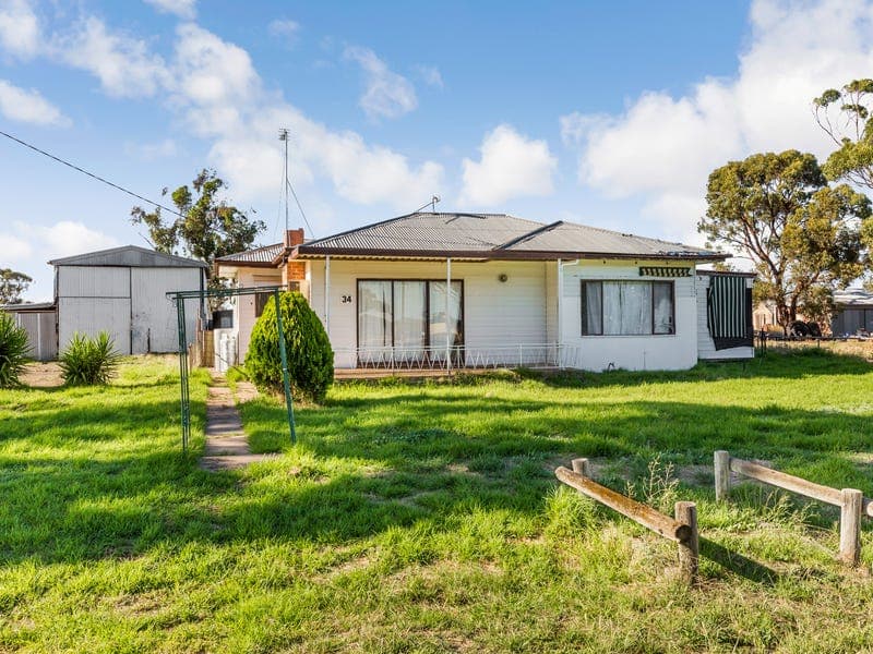 34 Bell Street, Borung