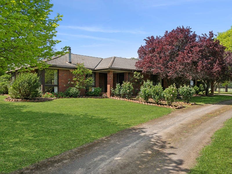 125 Farrells Road