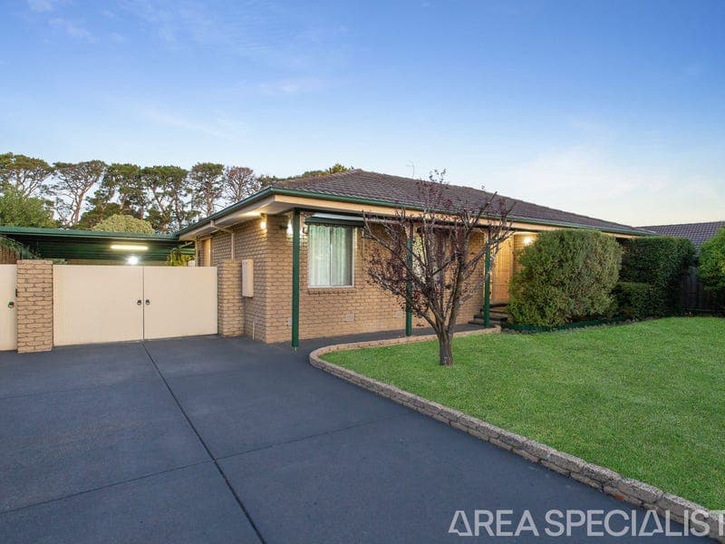 8 Todd Grove, Somerville