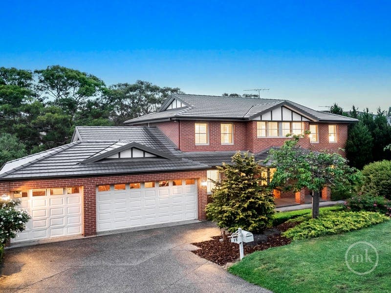 15 Daviesia Drive
