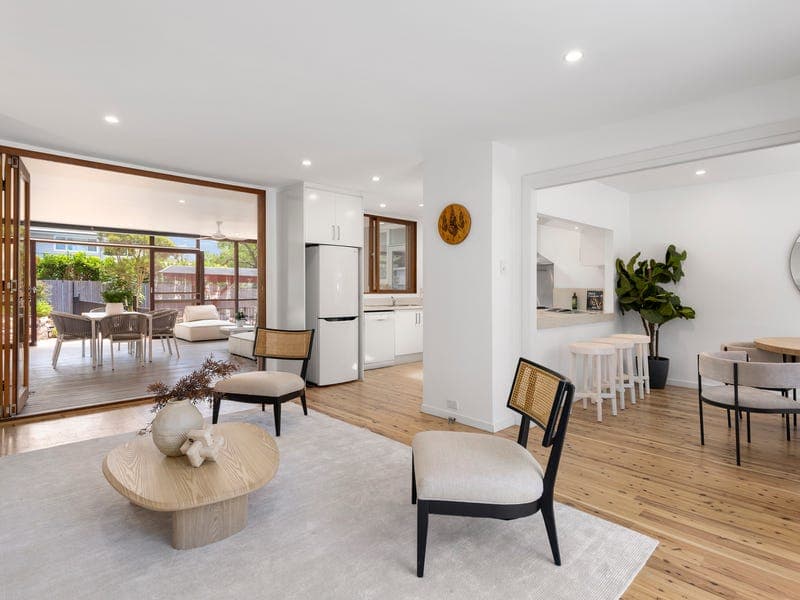 38 Karalta Crescent