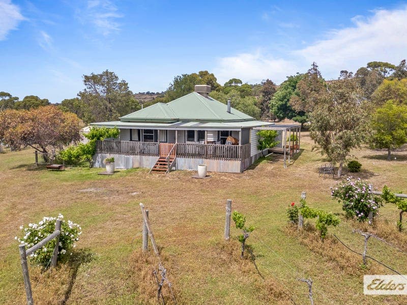 143 Rifle Butts Road, Landsborough