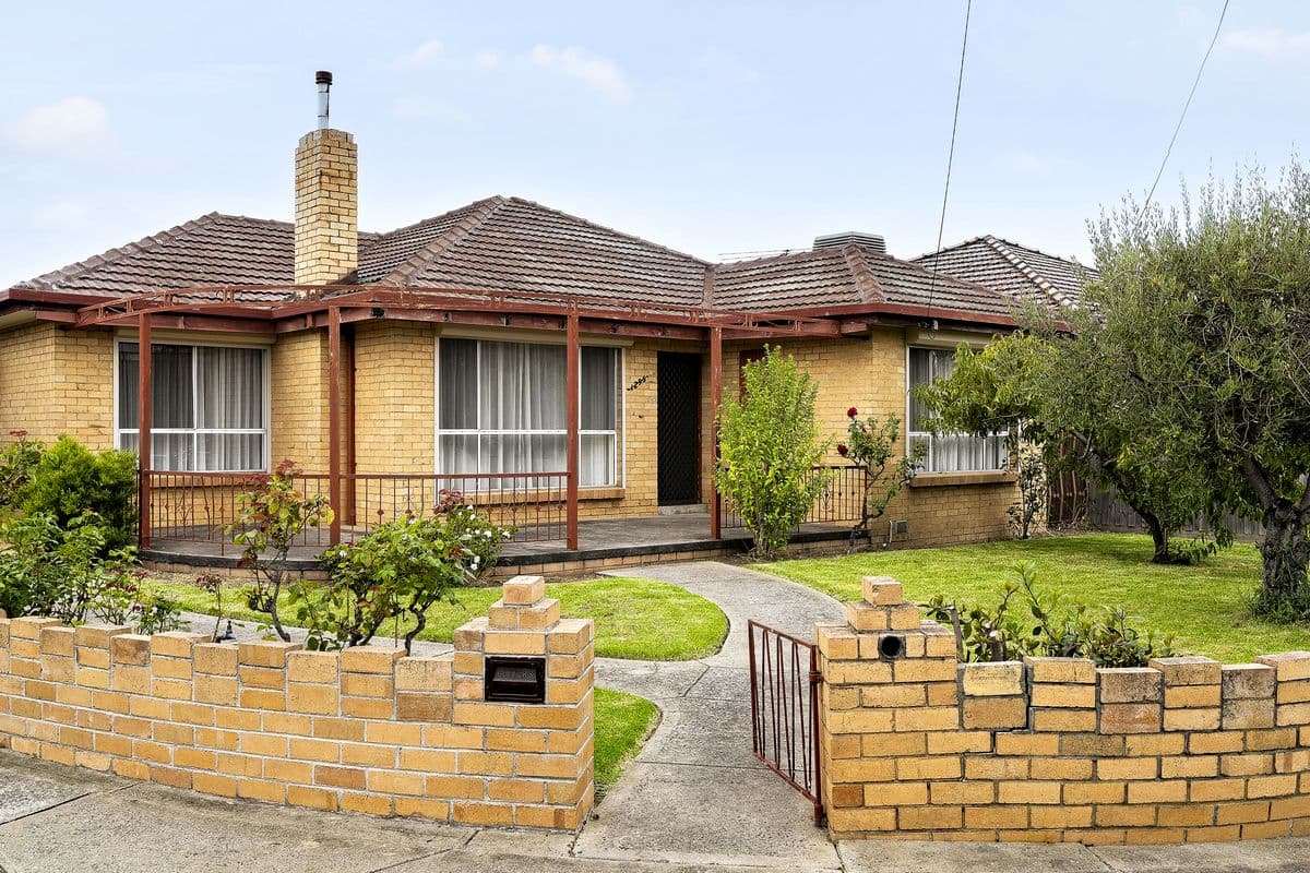 1296 Sydney Road