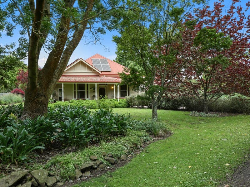 276 Cloverlea Road