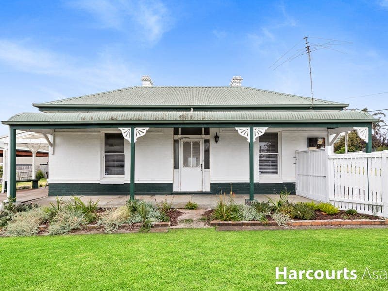 24 Doveton Avenue, Eumemmerring