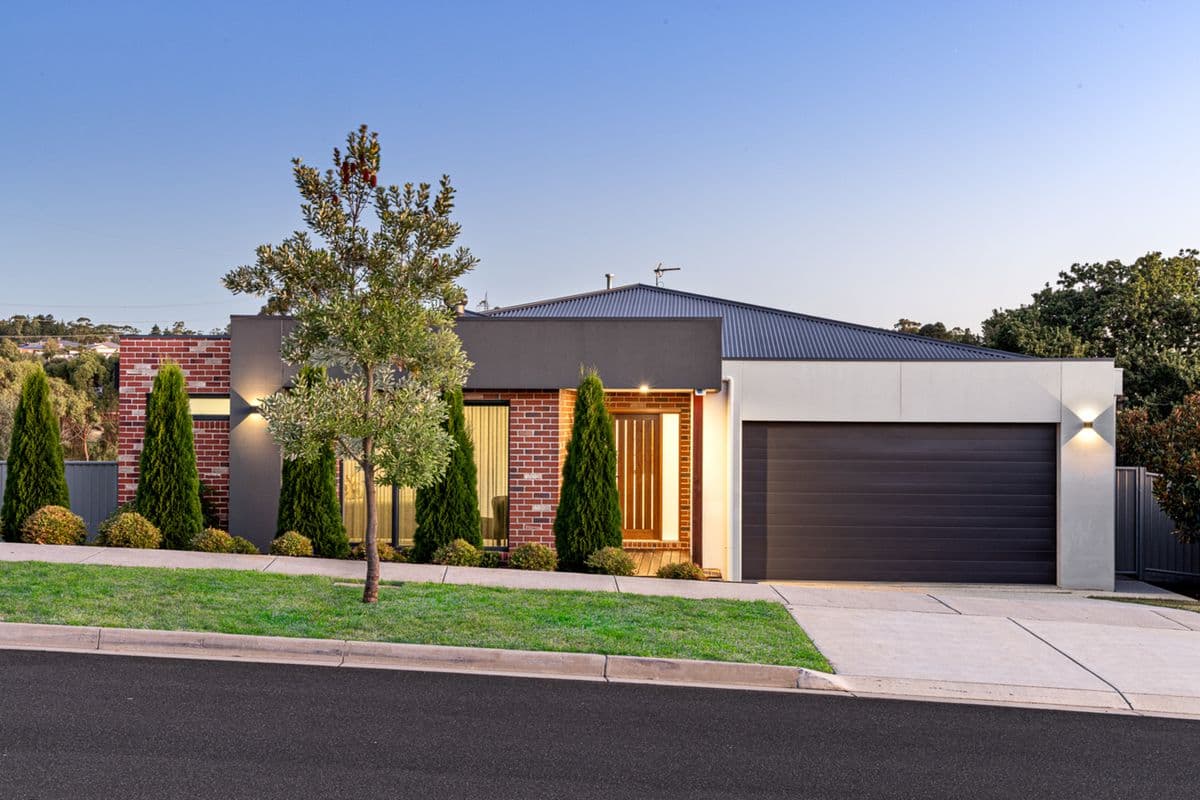 1 Locmor Drive