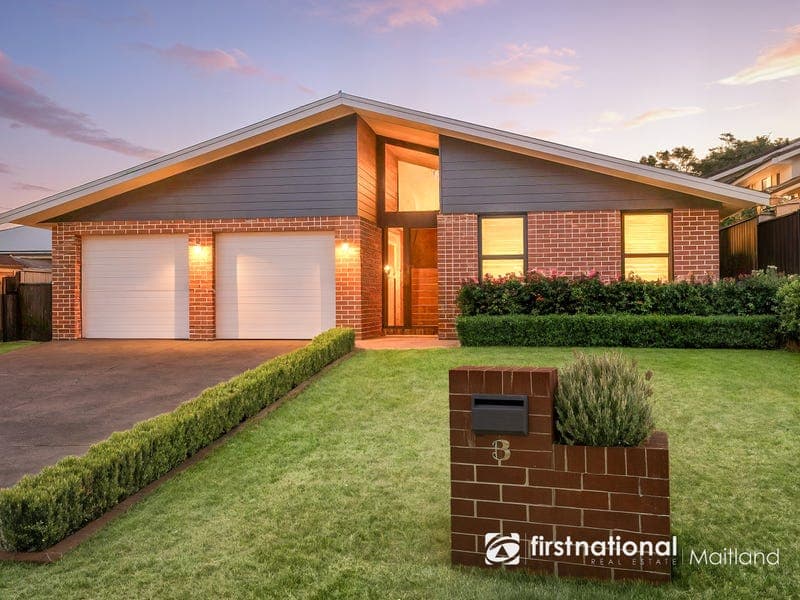 3 LINWOOD CLOSE