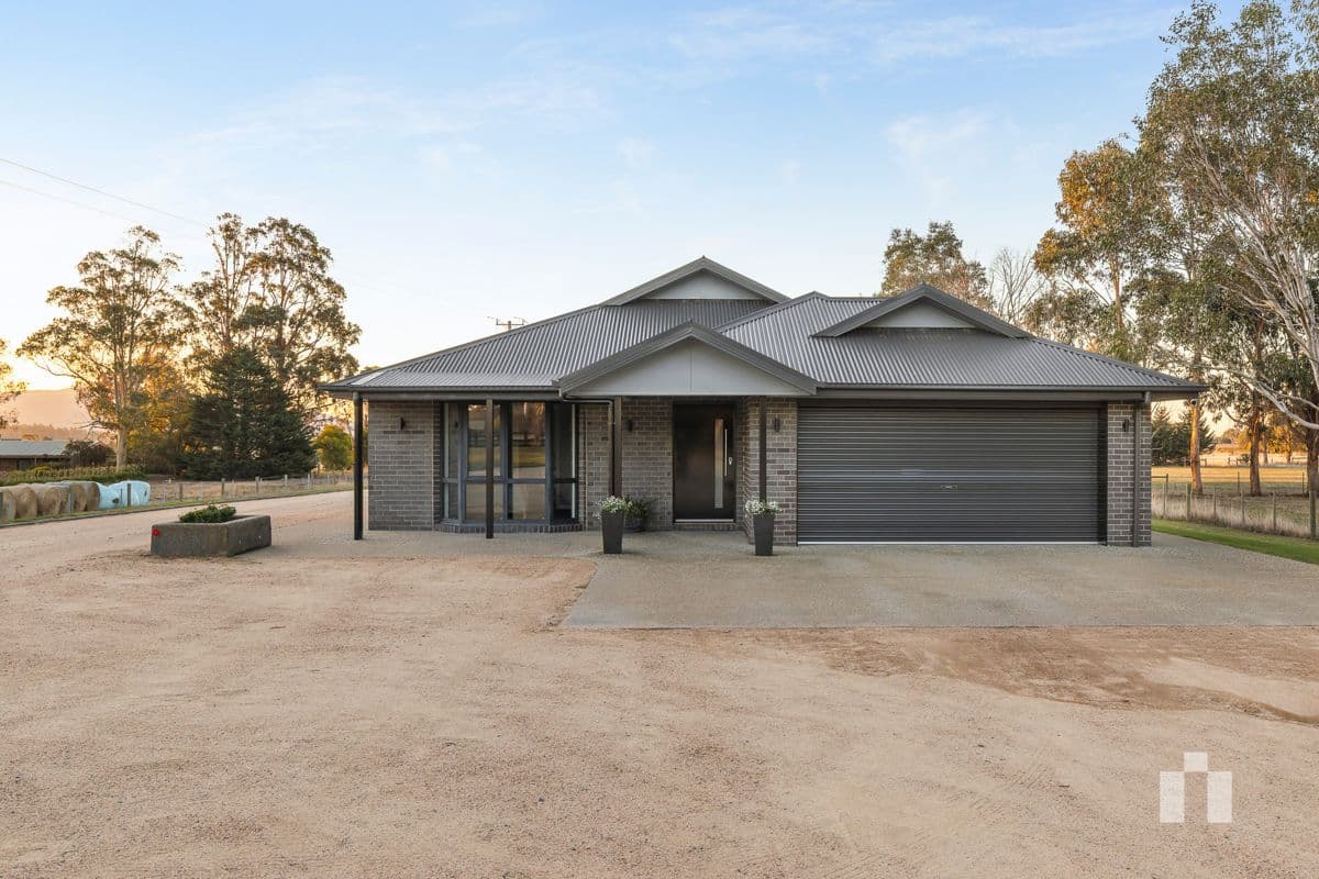 492 BOUNDARY ROAD