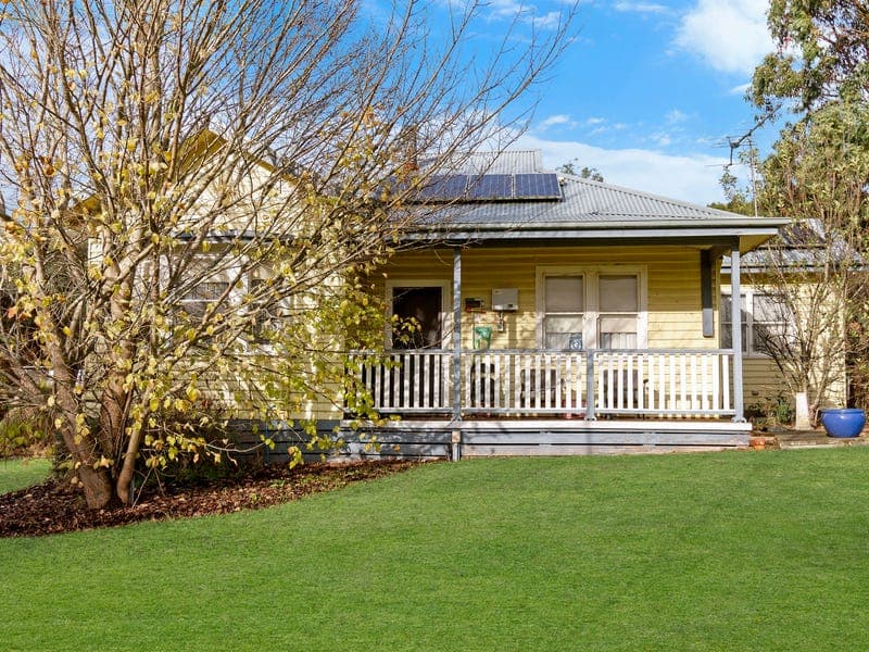 2 Cox Street, Branxholme