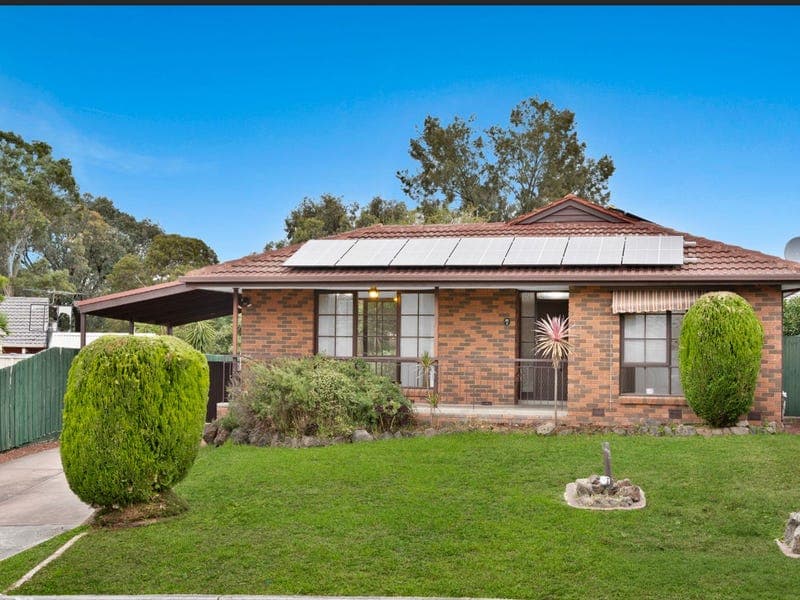 2 TUDOR COURT